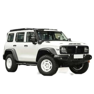 Gran Tanque de la Muralla 300 SUV 2023 Modelo 2.0t Cuirass 02 Automático de 8 marchas Coche de gasolina con 2
