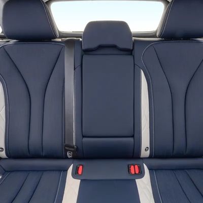 2023 Blue Jeely Xingyue L Fuel Vehicle 2.0t 4WD Vehículo emblemático Geely Monjaro para Rusia