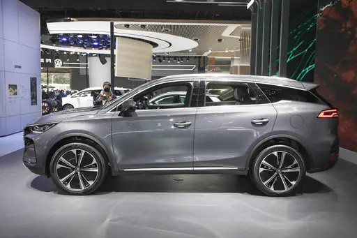 Automóvil de gasolina BYD Tang Plus eléctrico 2023 Automóvil de segunda mano con 000 kilómetros Vehículo