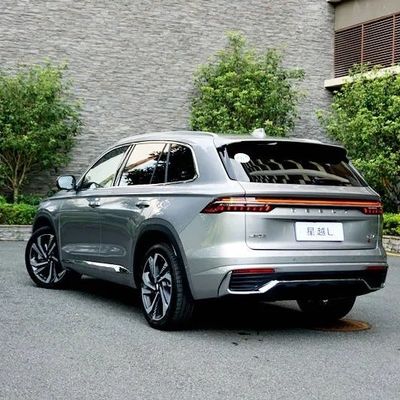 2023 Geely Xingyue L Monjaro de gasolina de velocidad híbrido de cuatro ruedas con personalización