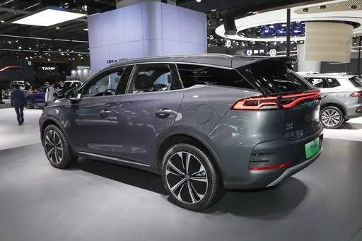 SUV todoterreno de cinco puertas y siete asientos BYD Tang Alto nivel de apariencia y tecnología energética