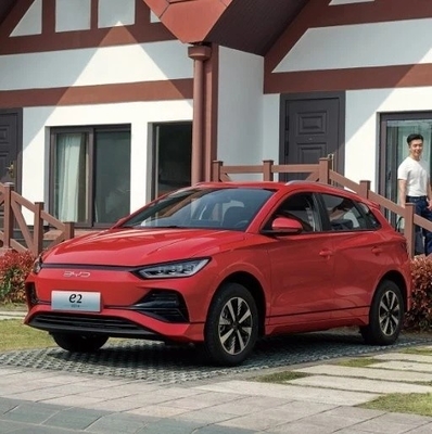 Tipo de carrocería cerrada PHEV Byd E2 Coche eléctrico 2023 Rango de diseño 405 Km Carga rápida