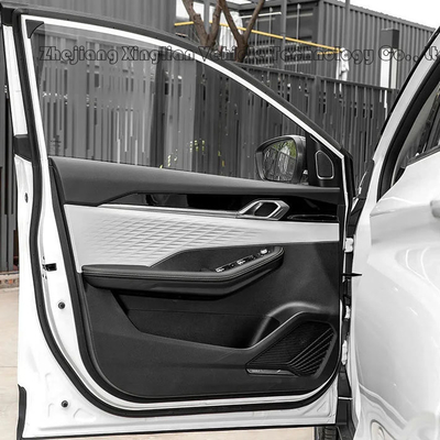 Geely Binyue SUV pequeño 4 ruedas motrices Turbo gasolina eléctrica cuero LED blanco con piezas