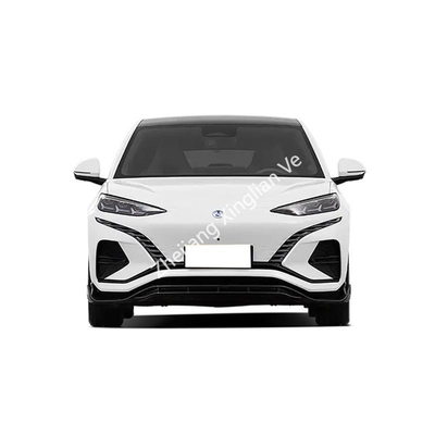SUV eléctrico de cinco asientos Denza N7 con alcance de 702 km y combustible 100% eléctrico