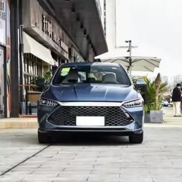 Byd Qin Plus Dm-I 2024 Campeón 55km Edición líder Dirección a mano izquierda Híbrido de energía eléctrica