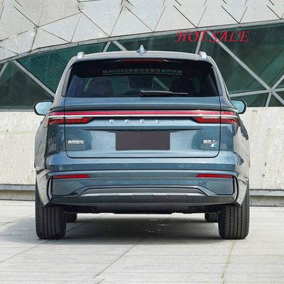 Automático Geely Xingyue L Car 2.0t Hi-P 4WD Edición insignia Poder y estilo combinados