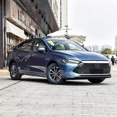 Byd Qin Plus Dm I 2024 Champion Edition Enchufe en el coche eléctrico híbrido 55km Modelo líder Energía vehículo eléctrico