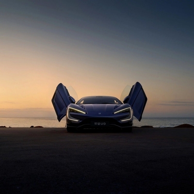 Popular Modelo Byd U9 Supercar con pantalla de cabeza hacia arriba Vehículo de energía eléctrica pura china