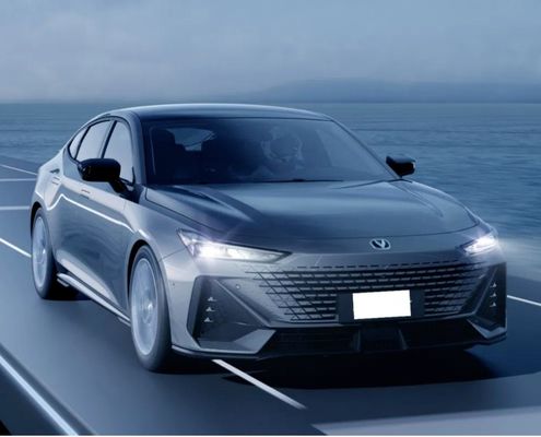 Chang prime un Uni-K 2.0 T Compacto líder de vehículos usados de bajo uso Coches de ocasión con personalización y mejor