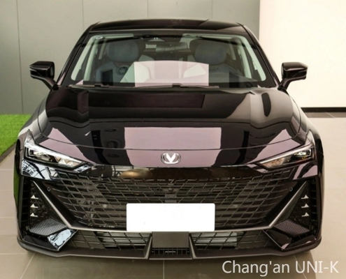 Changan 1.5t coche de segunda mano para Chang prima un sedán Uni-K caja de cambios automática Vender bien