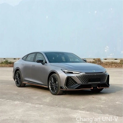 Chang'an Uni-V Automóvil 2.0-2.6L Desplazamiento Dirección izquierda Changan Coches de gasolina