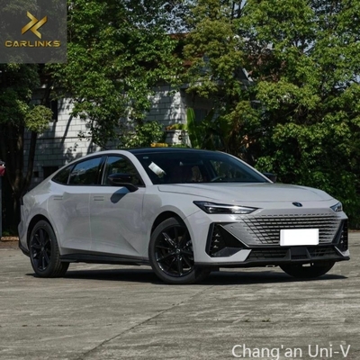 Changan Uni-V Idd eléctrico inteligente 2023 1.5t Compacto coche enchufable híbrido con batería pura alcance de 113 km
