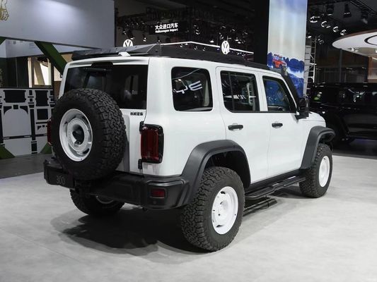 Tanque 300 SUV 2023 Modelo 2.0t Cuirass 02 Coches de 8 marchas Coche de gasolina para sus necesidades