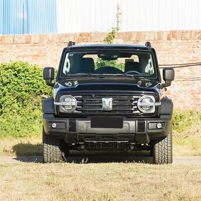 2023 Tanque 300 Coche 2.0t Tie Qi 02 Automóvil con certificación ISO10012 en negro