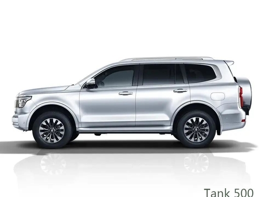 El tanque del coche eléctrico de diesel usado 500 Hi4-T 2023 Espacio cómodo 0km para su beneficio