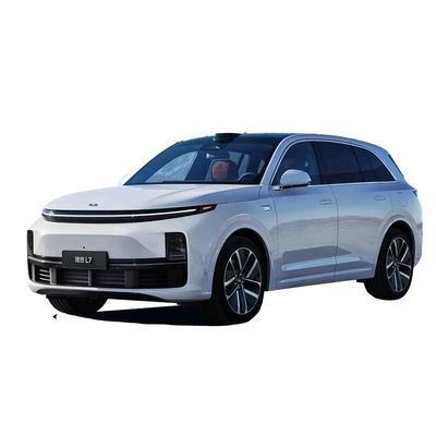 2023 Li Xiang L7 Vehículo eléctrico híbrido con sistema de frenado mecánico y período del vehículo