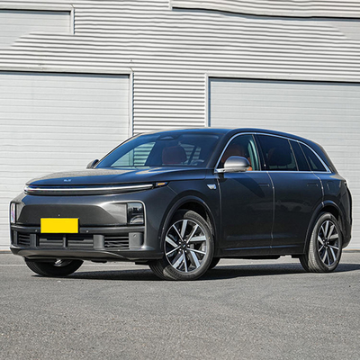 2023 Li Xiang L7 Vehículo eléctrico híbrido con sistema de frenado mecánico y período del vehículo