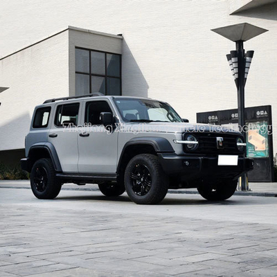 Tanque 300 Coche chino 8 velocidad 227HP 5 asientos SUV de gasolina con sistema de frenado mecánico