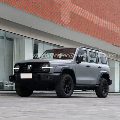 Cisterna de automóvil 300 2023 versión todoterreno 2.0t Vehículo Conquistador con dirección izquierda