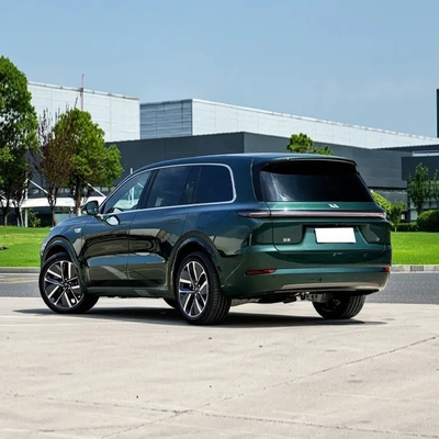 Stock Lixiang L9 Oro Energía Eléctrico Híbrido Interior Blanco 5 Puertas 6 asientos SUV