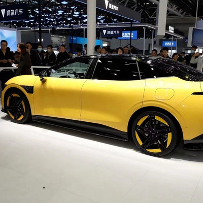 2024 Zeekr 007 Awd Coche eléctrico con largo alcance y suspensión independiente multi-link