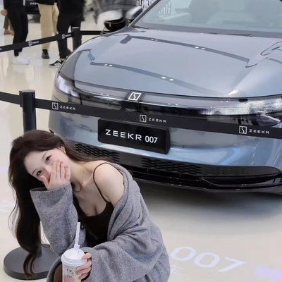 Motor eléctrico puro Geely Zeekr 007 2024 001 EV Car 100kwh Fibra de la edición superior para su