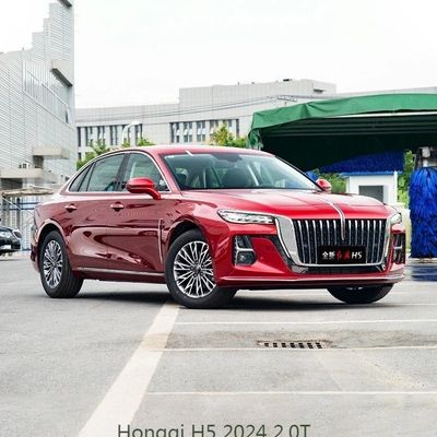 Usado 2024 de lujo Hongqi H5 2.0t 1.5t de gasolina coche híbrido de tamaño medio sedán Bandera roja H5