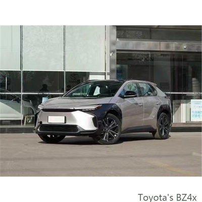 Coches eléctricos Toyota Bz4X 2WD con una capacidad de batería de 66.7 Kwh y 160km/H Max.Speed