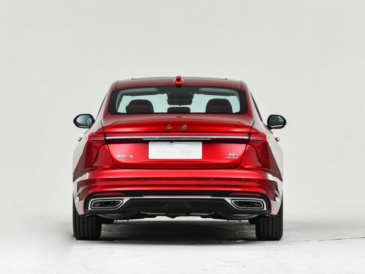Auto de lujo Hongqi H5 más vendido con configuración de motor 2.0L Ot y caja de cambios automática
