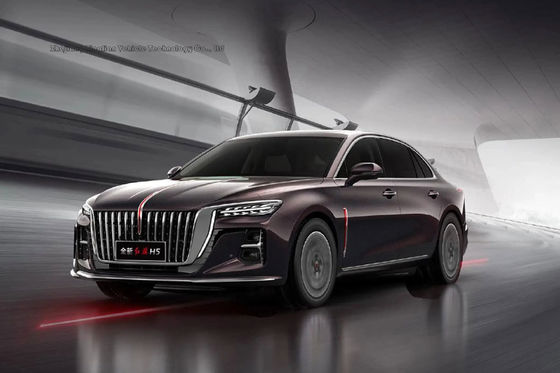 Vehículo usado de alta velocidad 2023 Hongqi H5 1.5t DCT Intelligent Qiyue Edición de gasolina en blanco