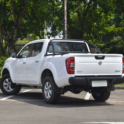 Manual de dos ruedas con tracción a cuatro ruedas camioneta de carga de 2.4L gasolina velocidad máxima 160km Dongfen Sharp Qi 6 Larga caja de carga