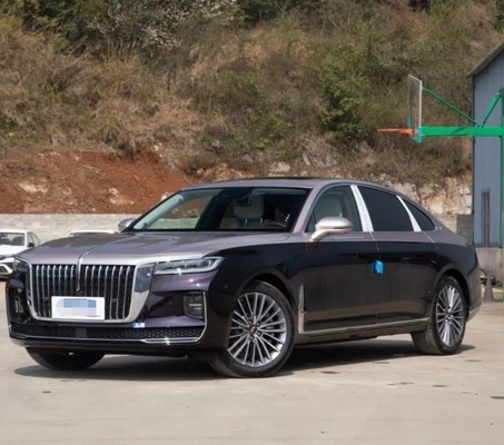 Coche eléctrico de energía Hongqi E-HS9 6 asientos Blanco vehículo de cuatro ruedas con tracción FWD