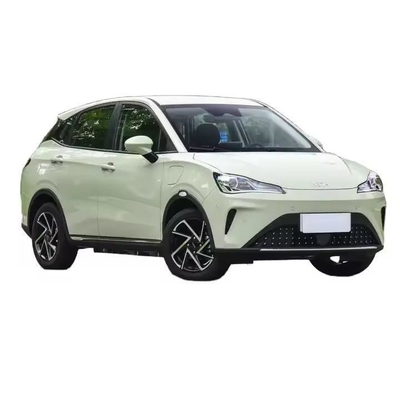 Tipo de carrocería cerrada Neta Nezha Aya 2023 SUV pequeño con largo alcance de 318 km y 401 km