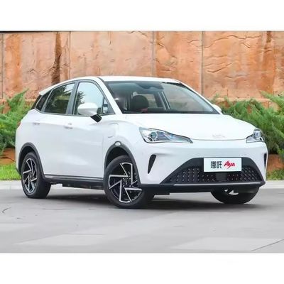 Largo alcance 318km 401km Nezha Aya Usado coche eléctrico 5 puertas 5 asientos SUV personalización