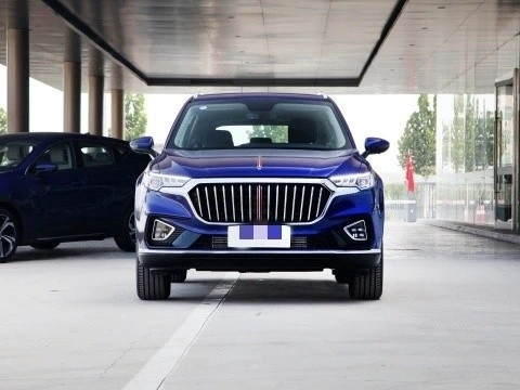 Rojo 2023 Marcas de lujo chinas Hongqi HS5 Hongqi 2023 2.0t Qixiang PRO Versión de tamaño medio