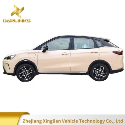 Nezha Aya SUV de largo alcance con energía eléctrica pura 2420 mm de distancia entre ruedas y 318-401 km de alcance