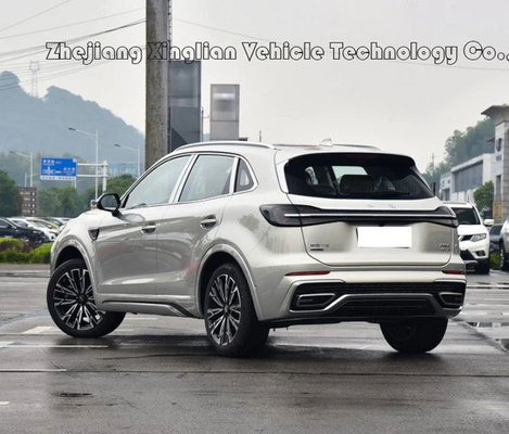 Hongqi HS5 2023 Modelo 2.0t Qixiang PRO Versión Multifuncional con distancia entre ejes de 2920 mm