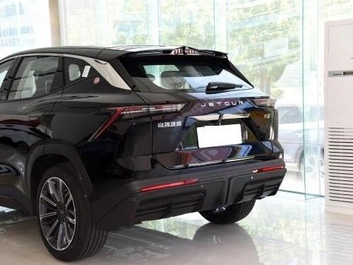 Condiciones de la carretera asequibles Chery Jietu Dasheng Dirección izquierda Coches con colores vibrantes