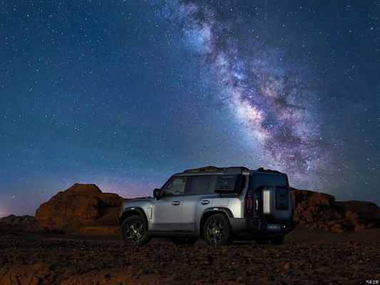 Vida útil ≤1 año Jetour Traveler 2023 2.0t SUV compacto para viajes de aventura